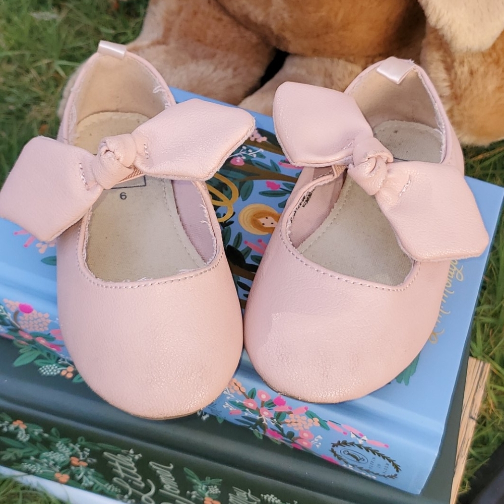 Gap pink flats
